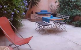 Arlette La Petite Maison Arlesienne
